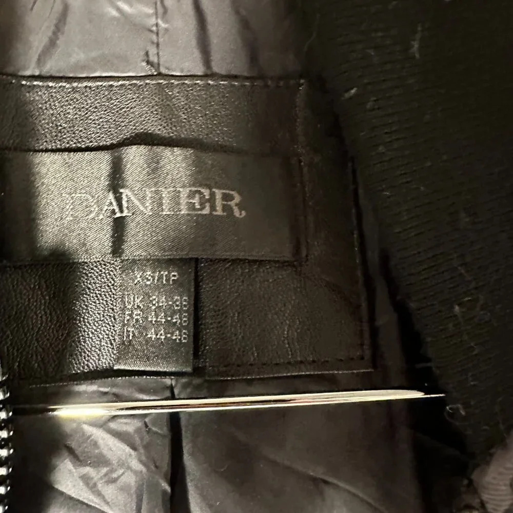 Danier  Jacket - Picture 14 of 15